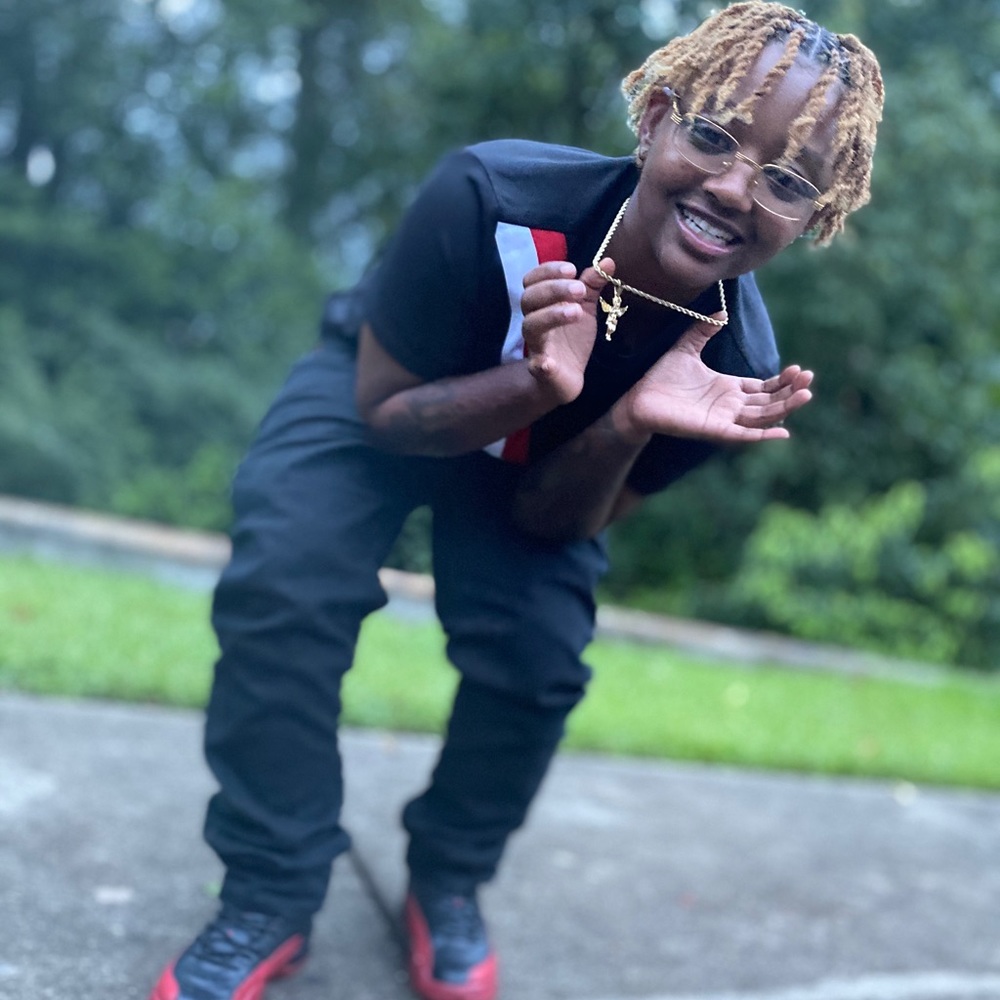 Meet your Posher, Yrn